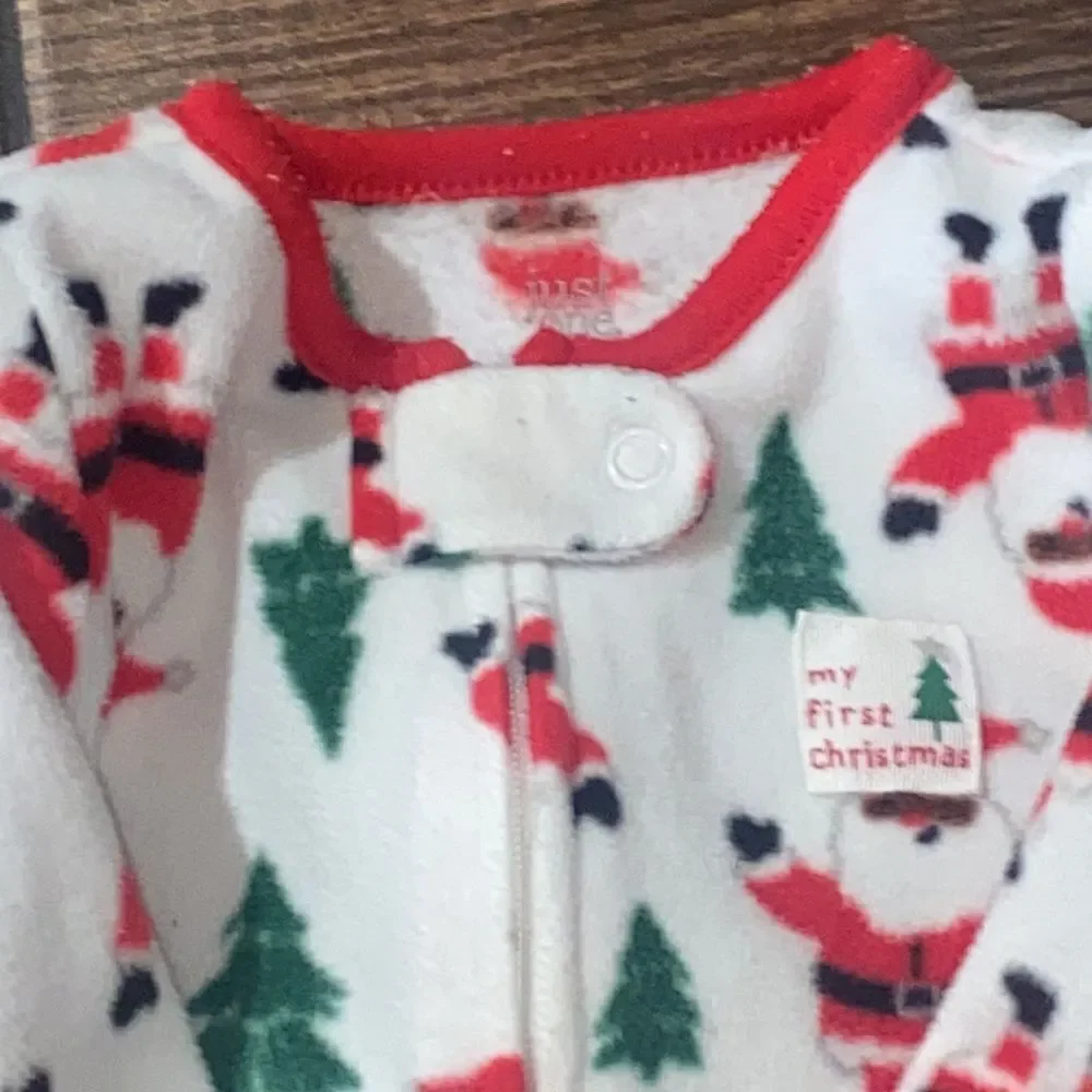 10/$50 Just One You Carter’s Christmas Holiday Size 6M Pajama Slippers